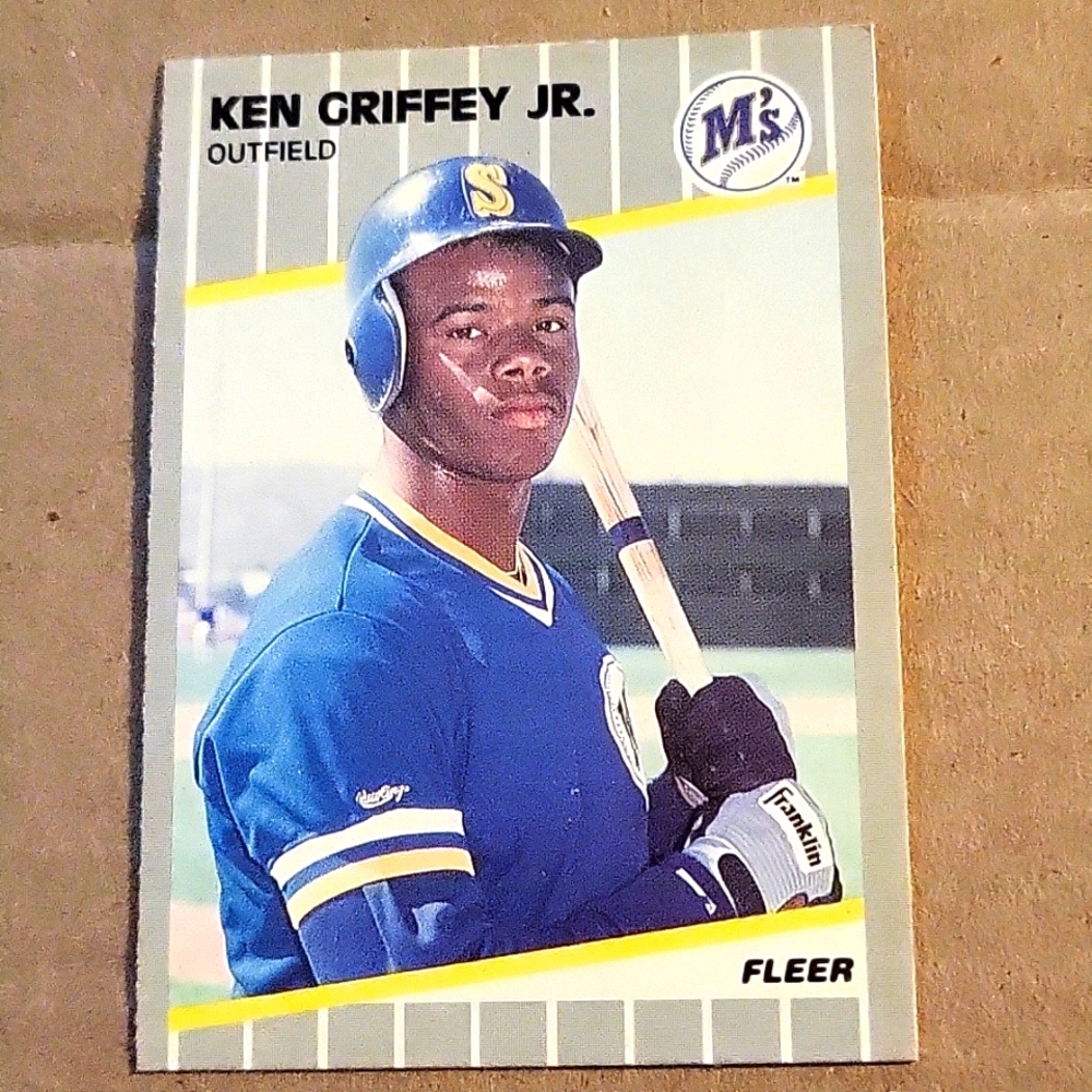 Fleer Ken Griffey jr card